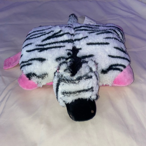 Zebra Pillow Pet Peewee - Picture 2 of 5